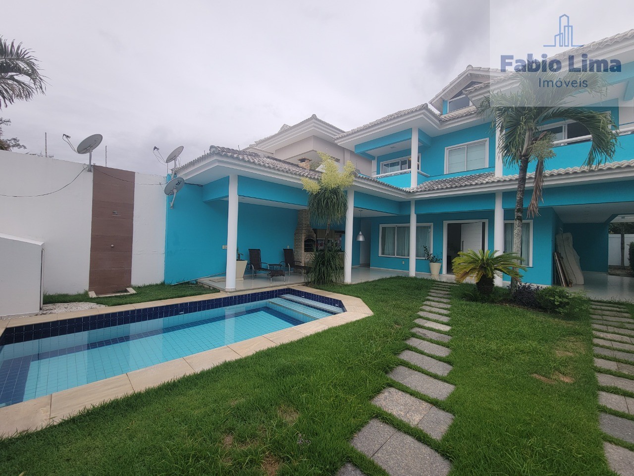 Casa, 4 quartos, 360 m² - Foto 1