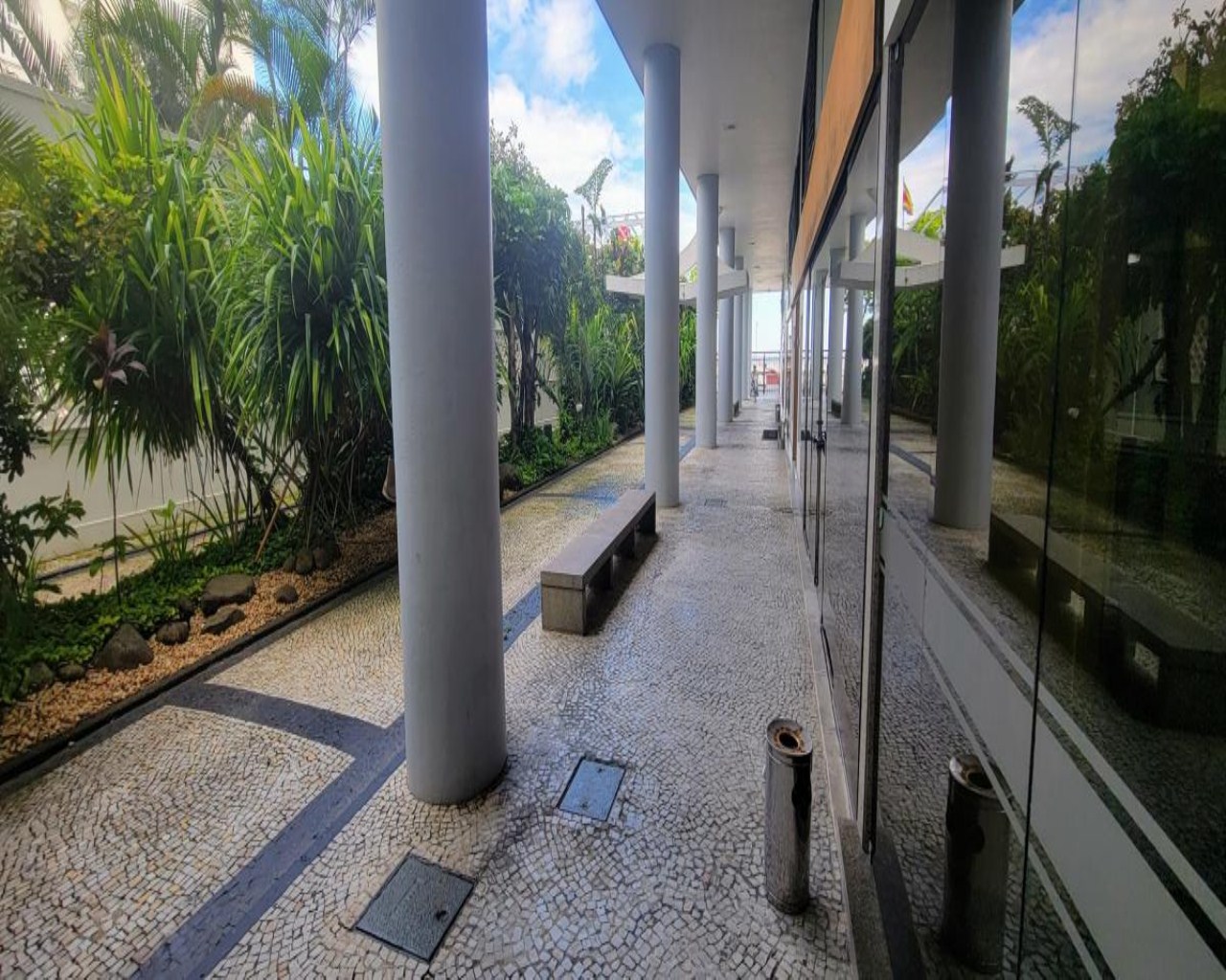 Apartamento de Luxo com Vista ao Mar e 3 Quartos em Copacabana