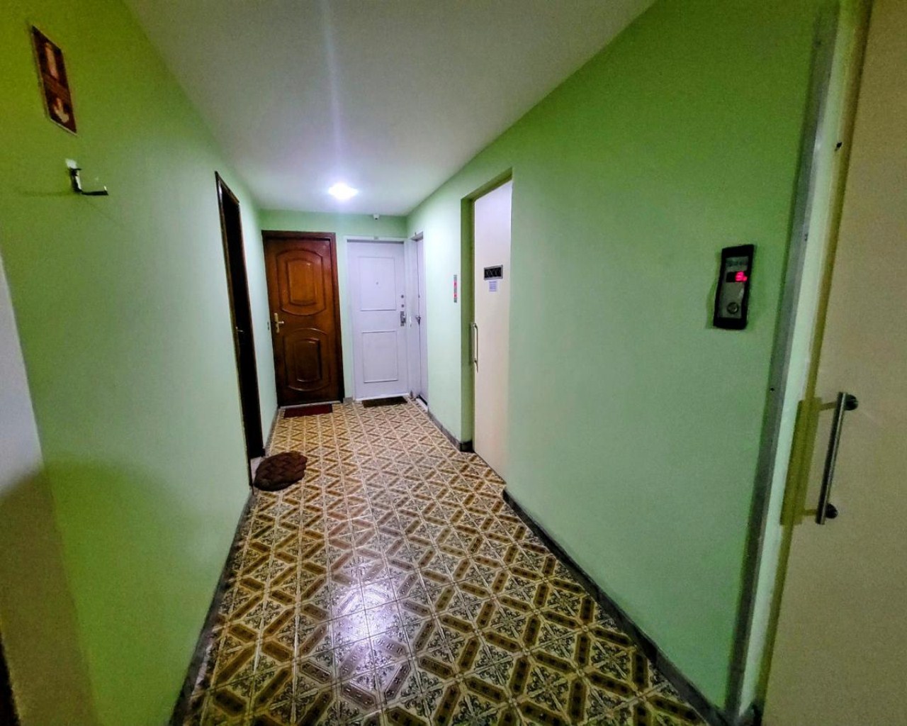 Apartamento espaçoso e bem localizado no Flamengo
