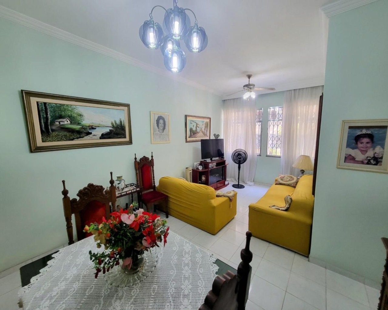 Apartamento espaçoso e bem localizado no flamengo