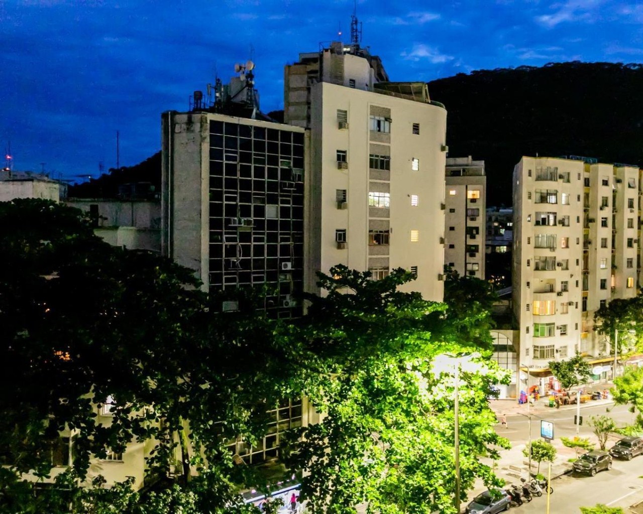 Apartamento aconchegante e reformado, mobiliado e equipado - Oportunidade!