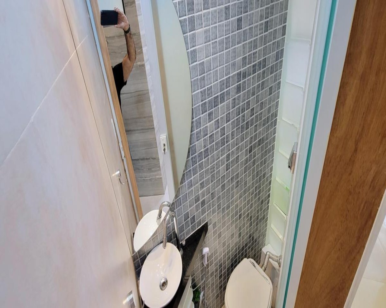 Apartamento reformado c/ 2 suítes próximo ao metrô e praia d