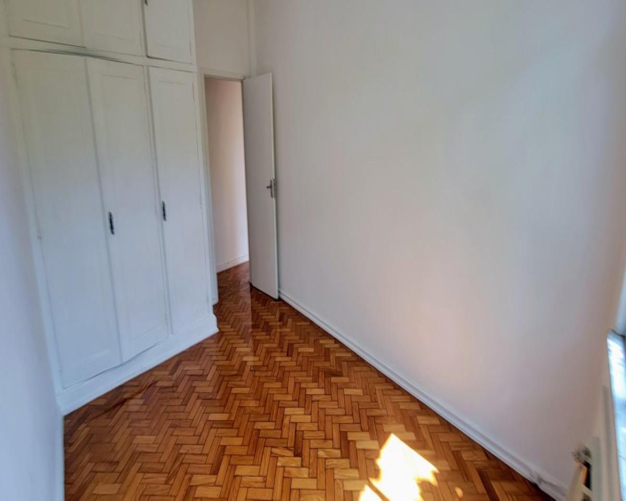 Apartamento de 83m2 , 3 quartos ,no leblon, pronto para mora