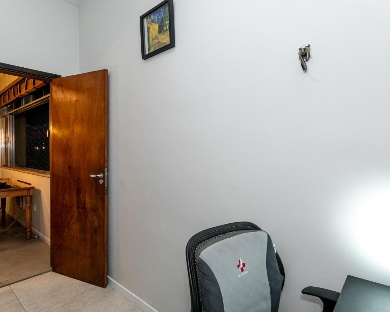 Apartamento aconchegante e reformado, mobiliado e equipado - Oportunidade!