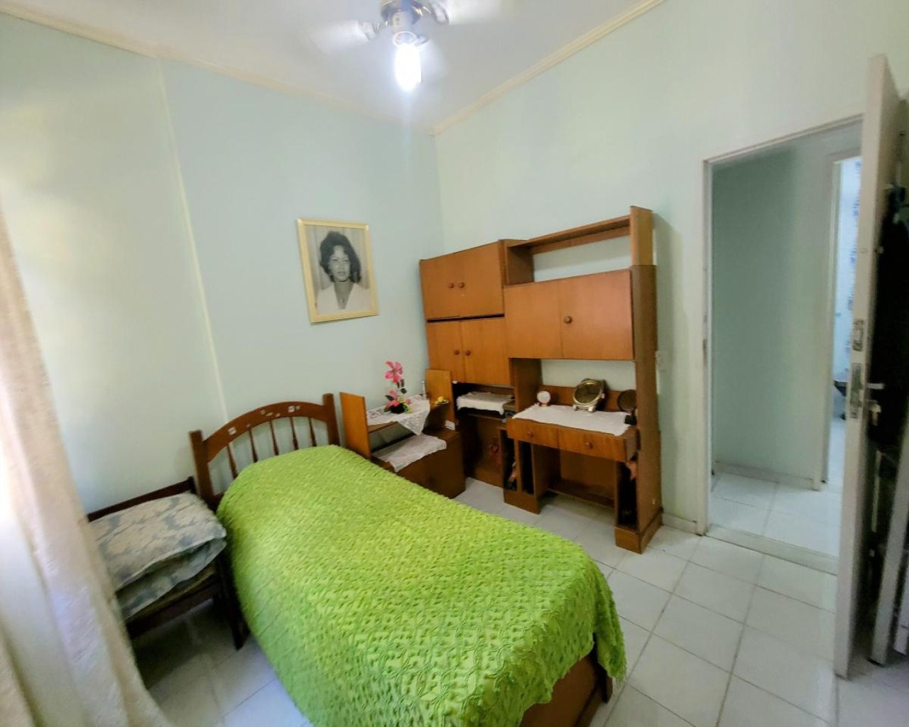Apartamento espaçoso e bem localizado no flamengo