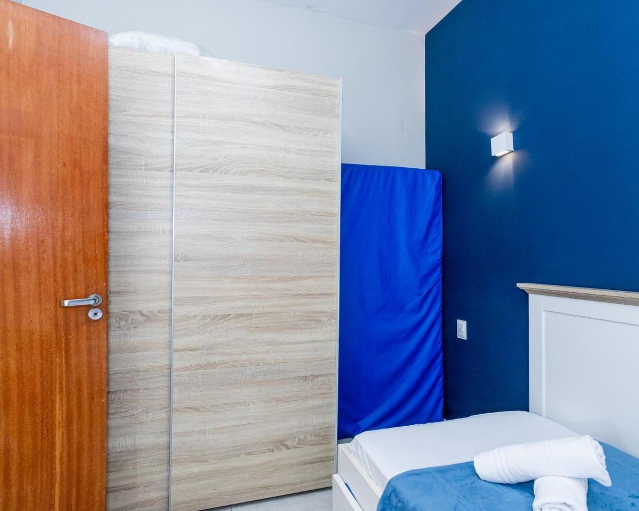 Apartamento aconchegante e reformado, mobiliado e equipado -