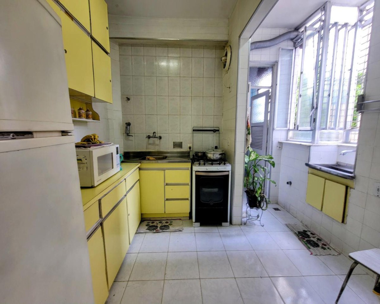 Apartamento espaçoso e bem localizado no flamengo