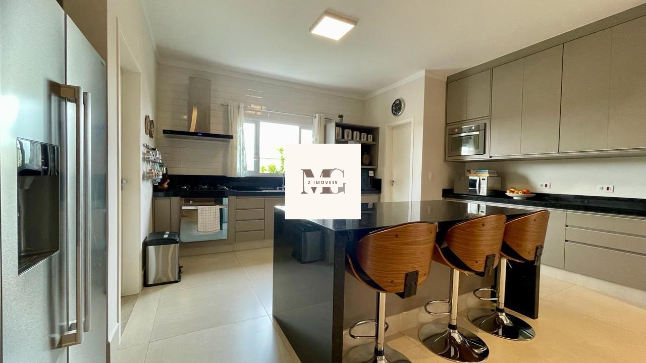 Casa, 4 quartos, 288 m² - Foto 23