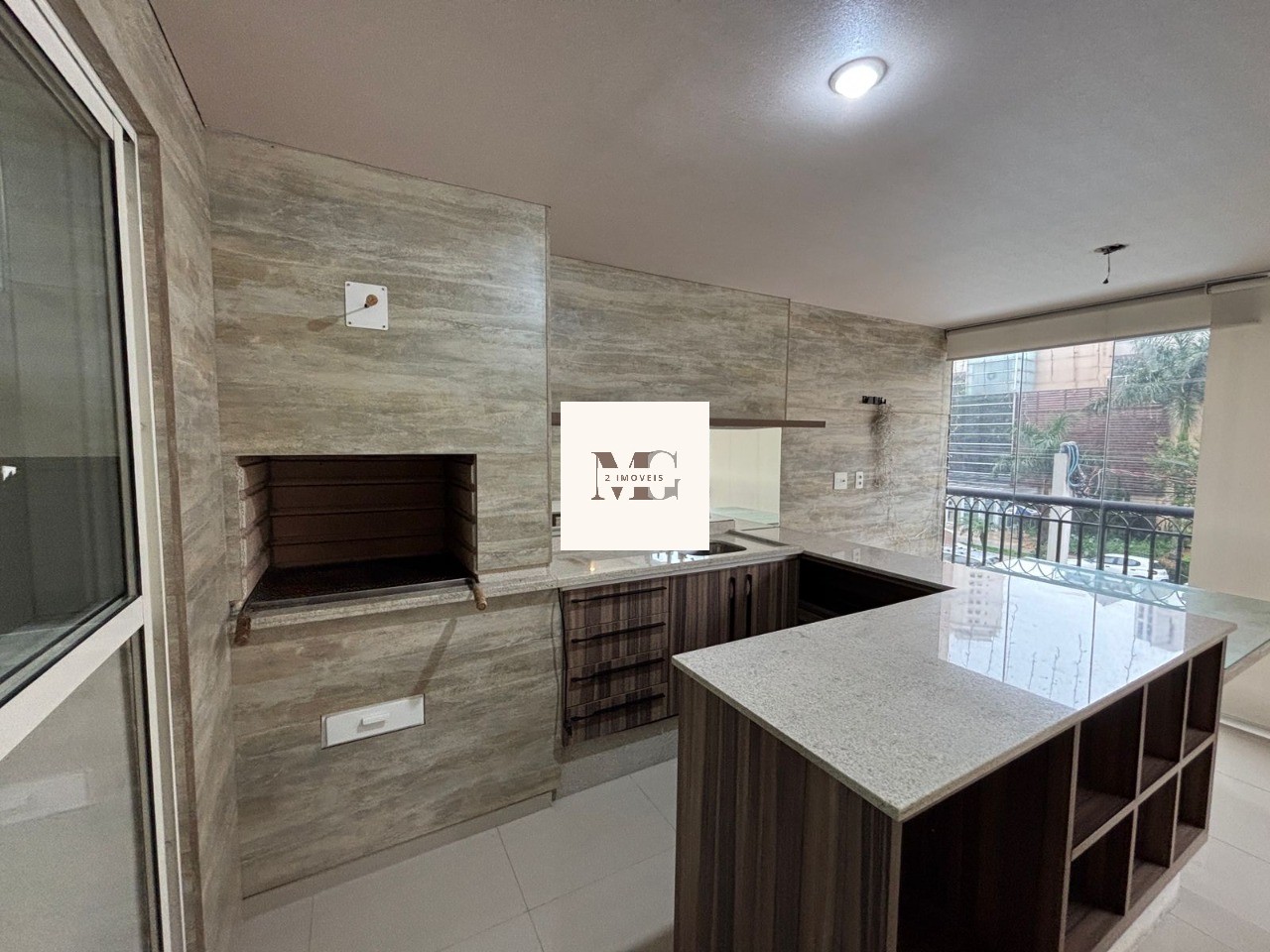 Apartamento, 3 quartos, 215 m² - Foto 2