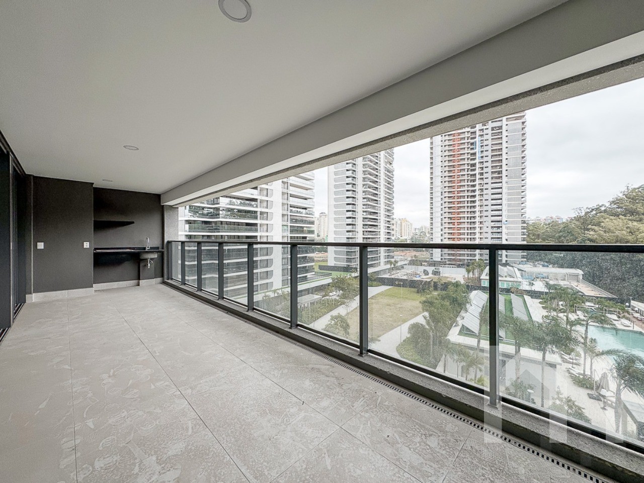 Apartamento à venda na AVENIDA DAS NAÇÕES UNIDAS, 14500 - Real Parque - São Paulo - SP - CEP: 04533-085 - foto 1