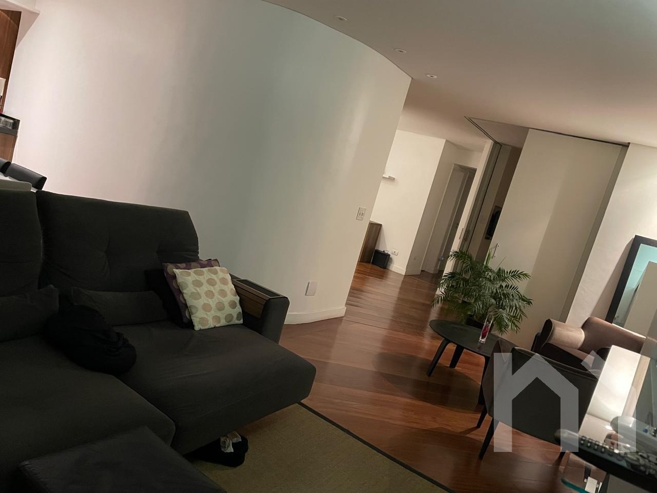 Apartamento à venda no Condomínio Edifício Le Port Royale - Rua Almansa, 180 - São Paulo - SP - CEP: 05717-210 - foto 6