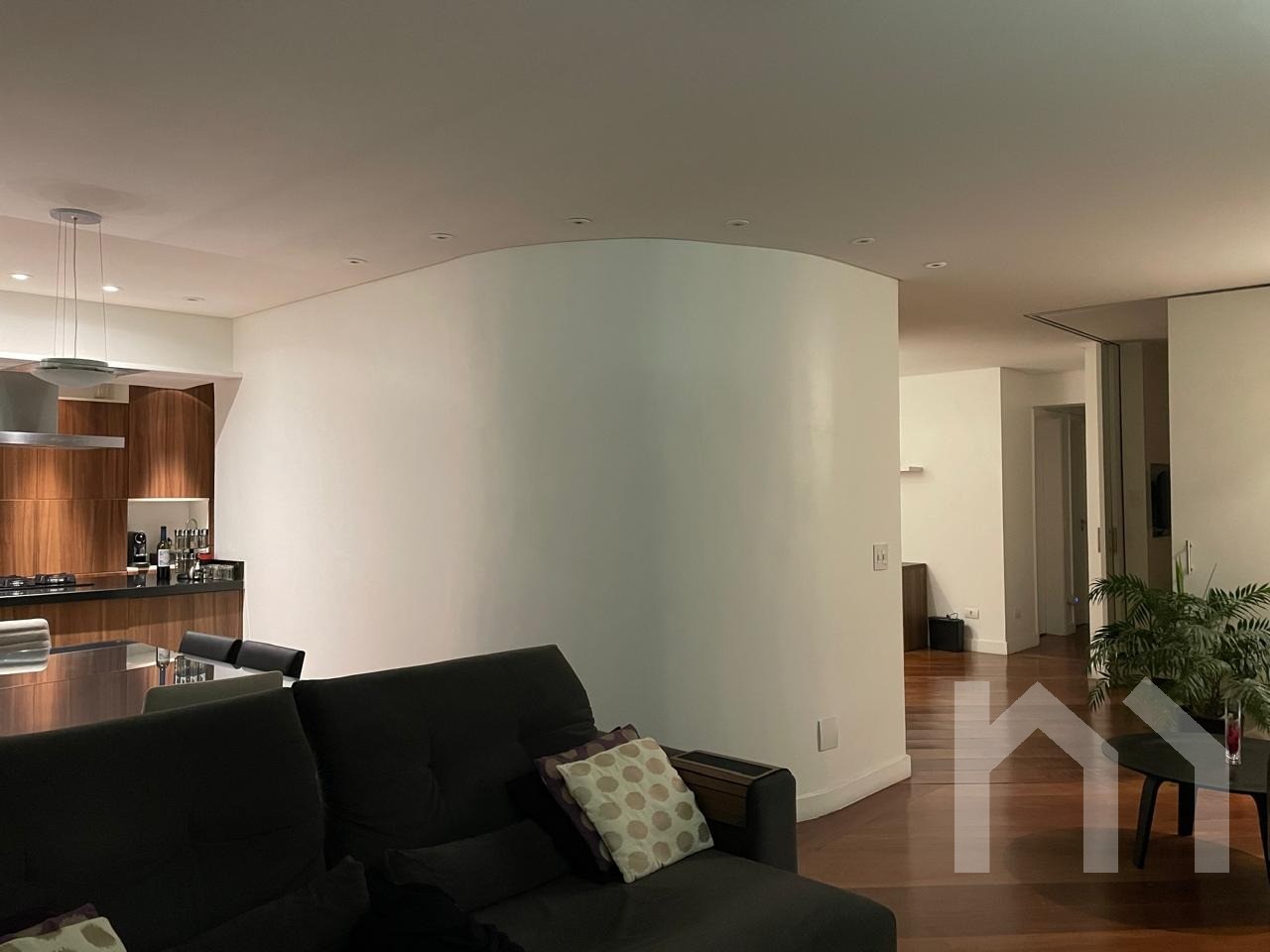 Apartamento à venda no Condomínio Edifício Le Port Royale - Rua Almansa, 180 - São Paulo - SP - CEP: 05717-210 - foto 8
