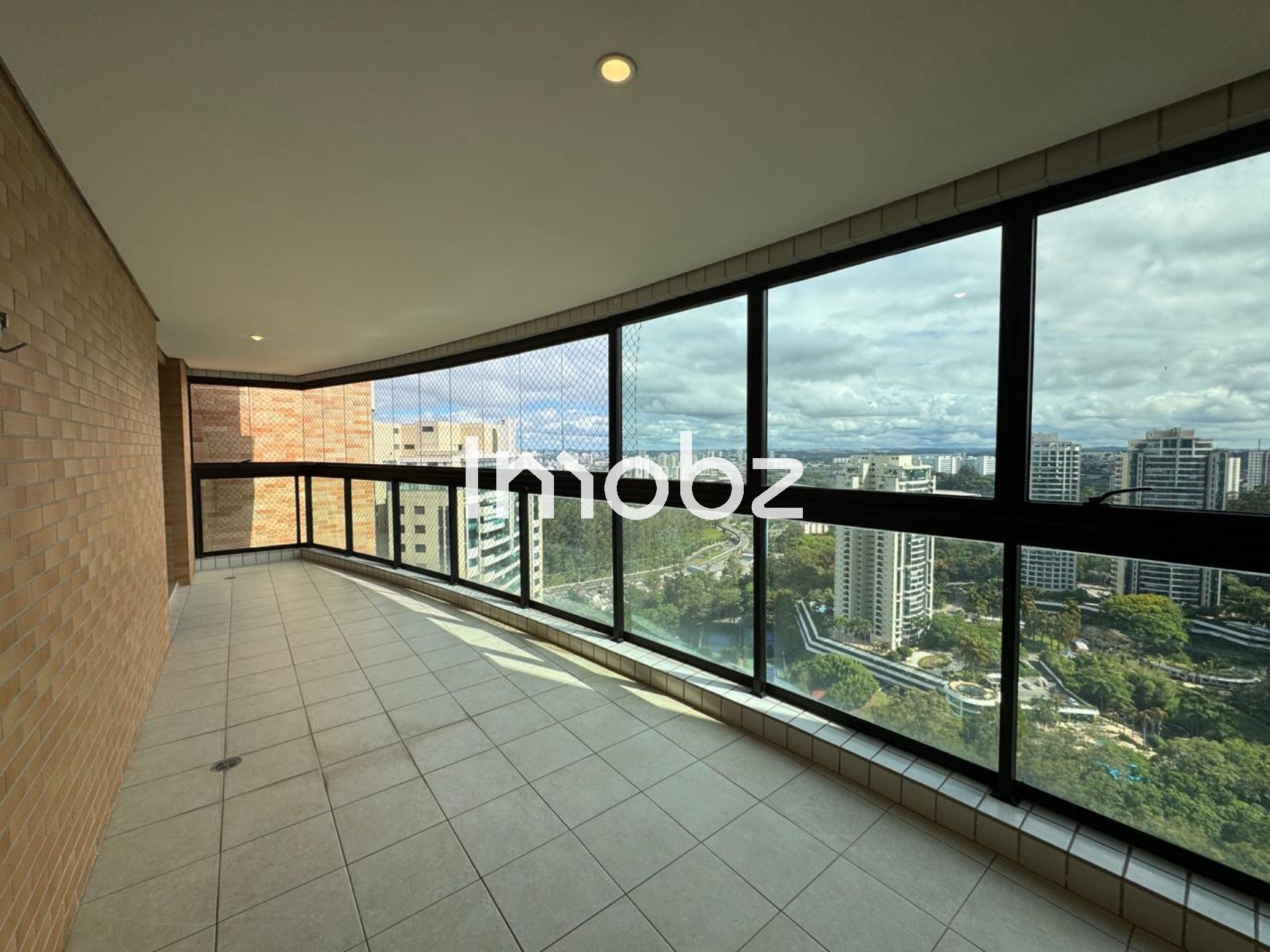 Apartamento à venda no Condomínio Villaggio Panamby - Itapaiuna, 1800 - São Paulo - SP - CEP: 05707-001 - foto 2