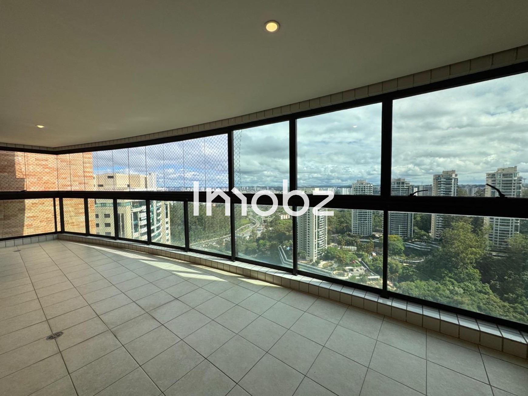 Apartamento à venda no Condomínio Villaggio Panamby - Itapaiuna, 1800 - São Paulo - SP - CEP: 05707-001 - foto 3