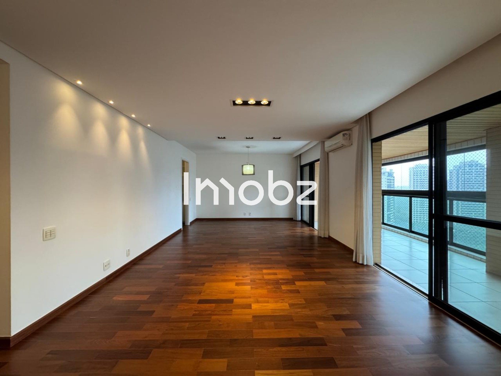 Apartamento à venda no Condomínio Villaggio Panamby - Itapaiuna, 1800 - São Paulo - SP - CEP: 05707-001 - foto 2
