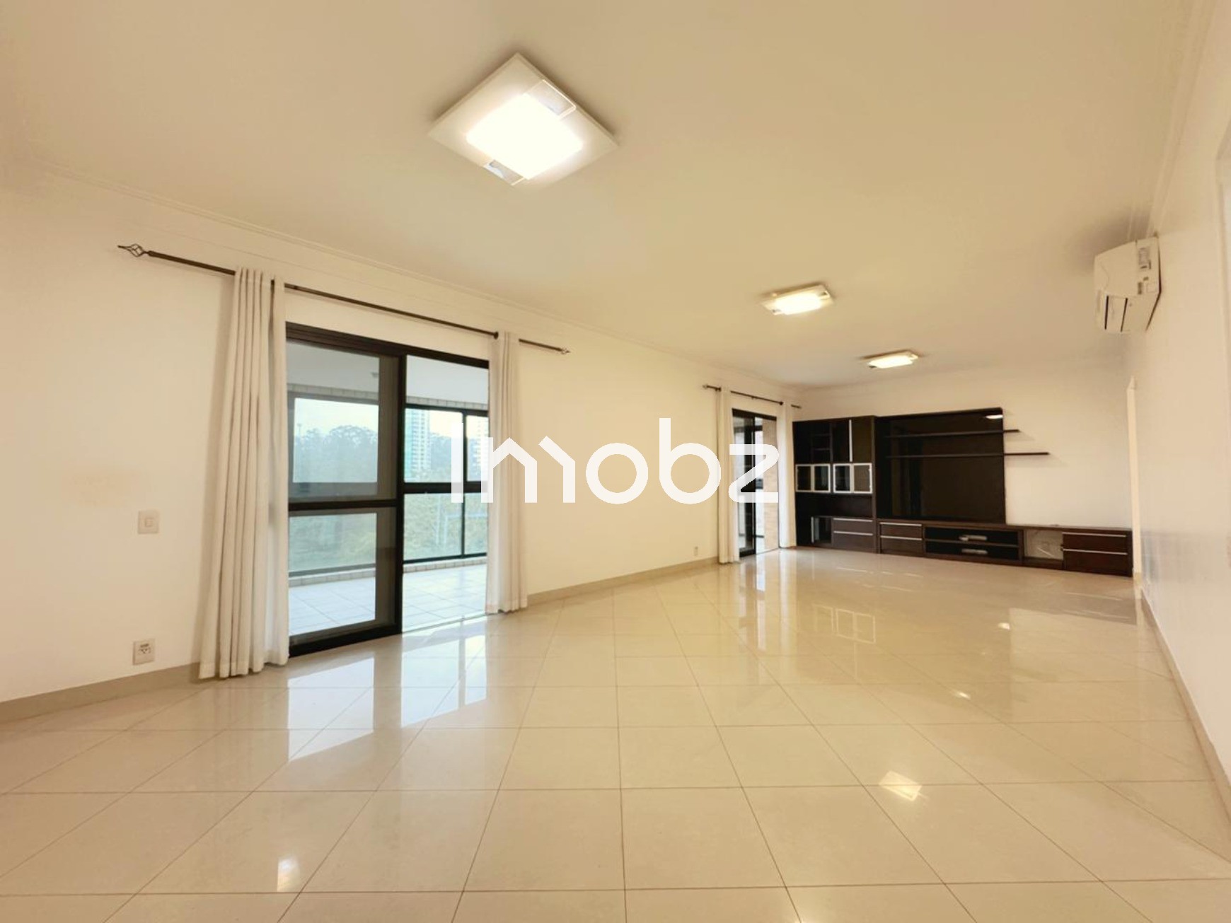 Apartamento à venda no Condomínio Villaggio Panamby - Itapaiuna, 1800 - São Paulo - SP - CEP: 05707-001 - foto 1