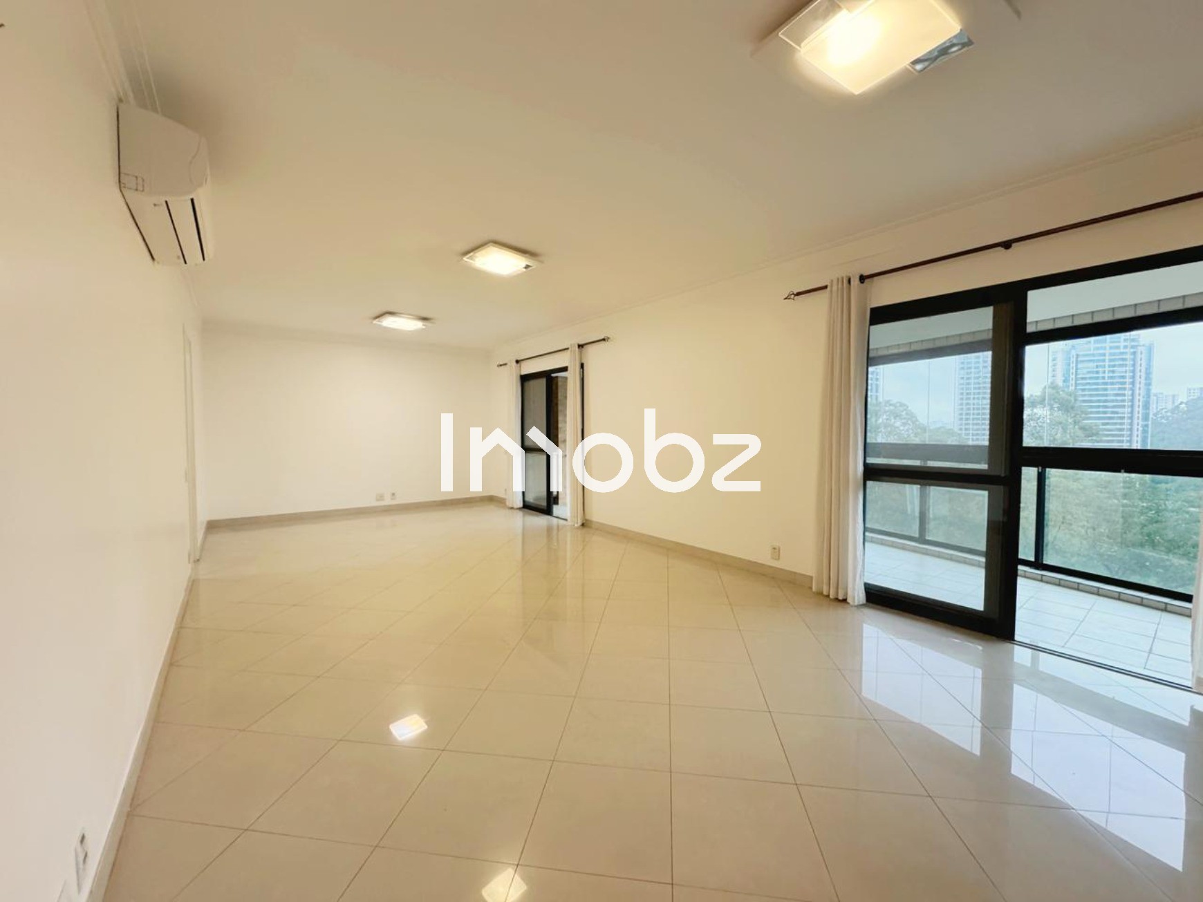 Apartamento à venda no Condomínio Villaggio Panamby - Itapaiuna, 1800 - São Paulo - SP - CEP: 05707-001 - foto 2
