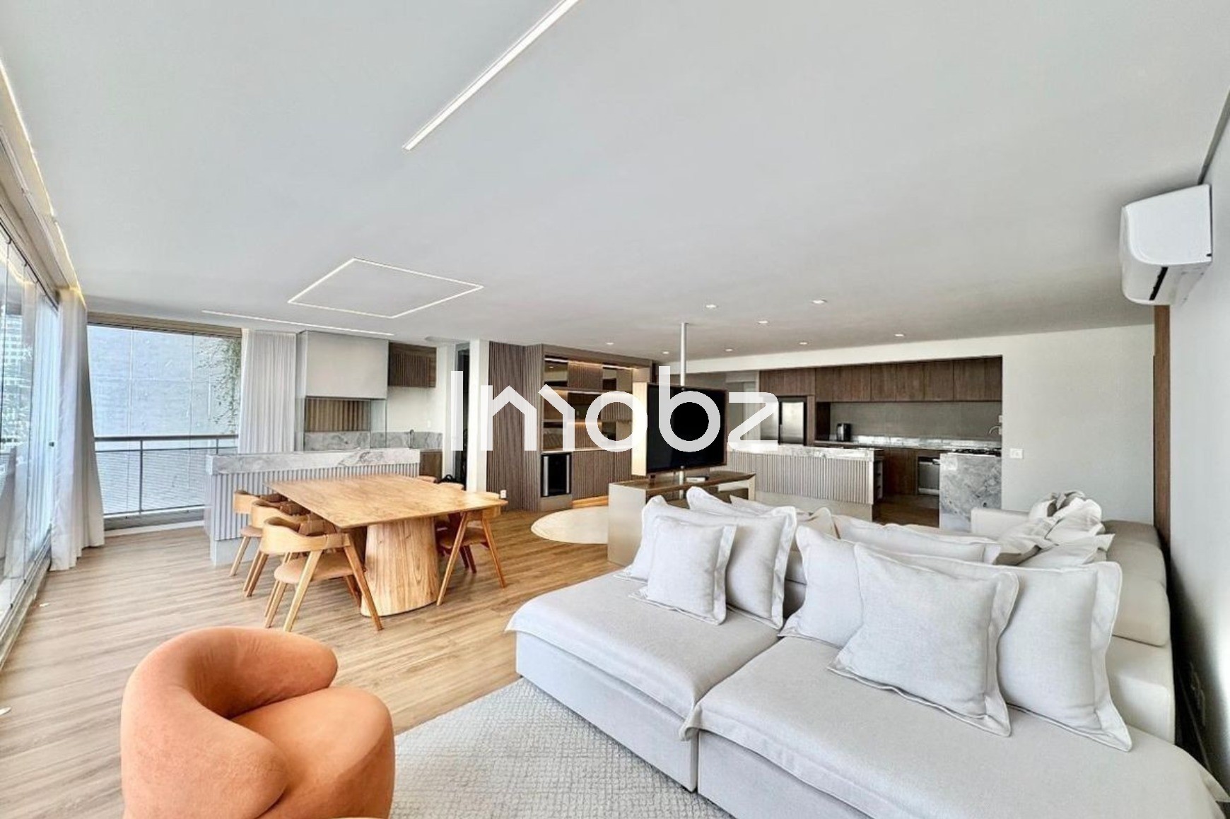 Apartamento à venda na AVENIDA ROQUE PETRONI JÚNIOR, 630 - JARDIM DAS ACÁCIAS - São Paulo - SP - CEP: 04707-000