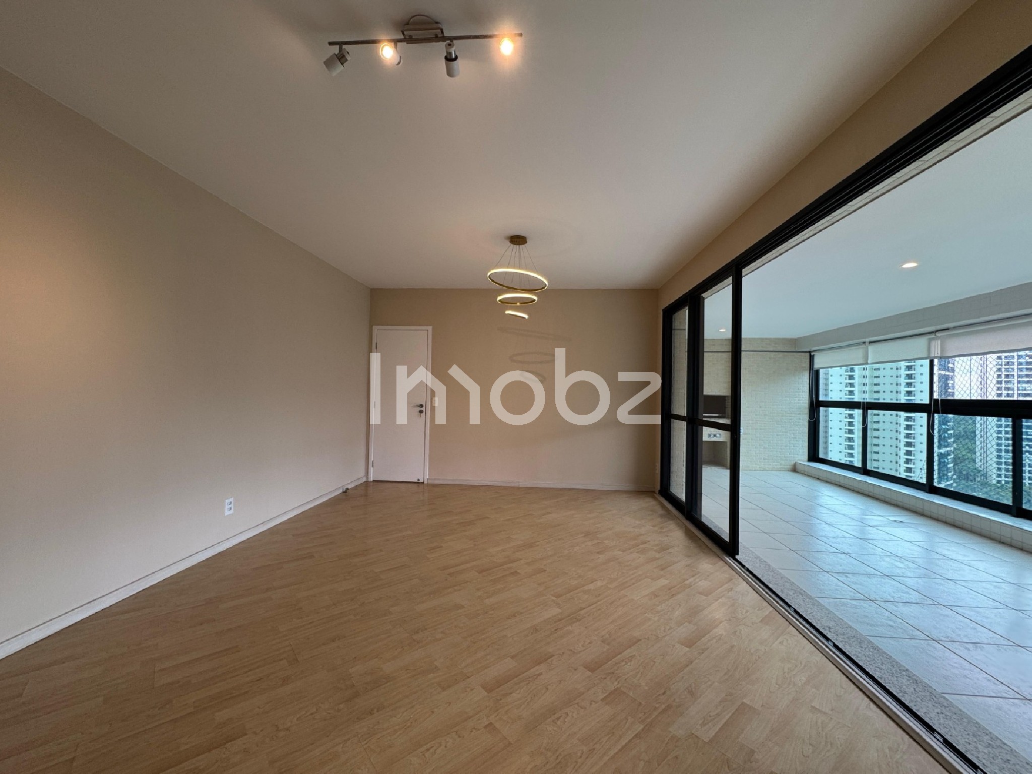 Apartamento à venda no Condomínio Villaggio Panamby - Itapaiuna, 1800 - São Paulo - SP - foto 3