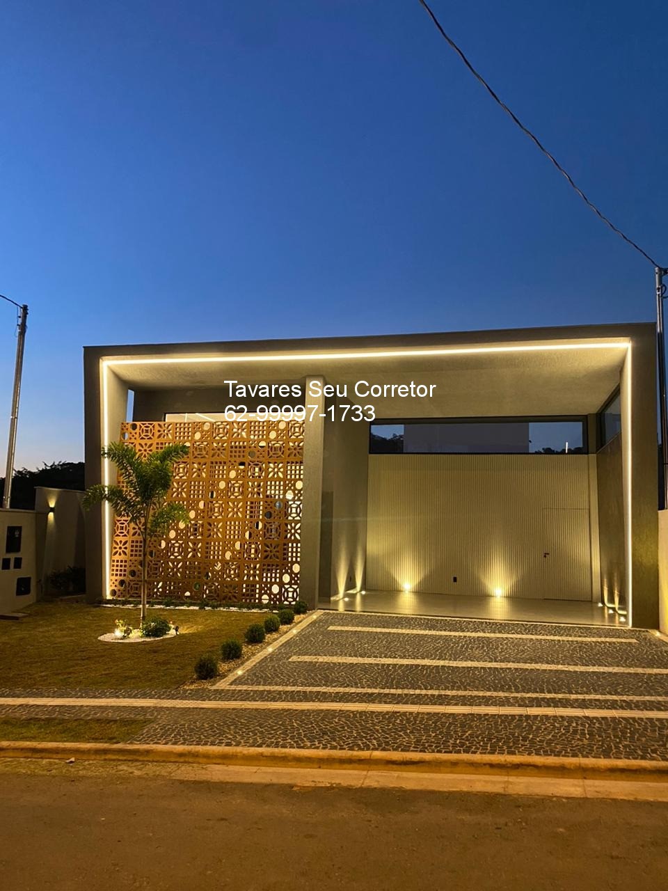 Casa à venda com 3 quartos, 300m² - Foto 2