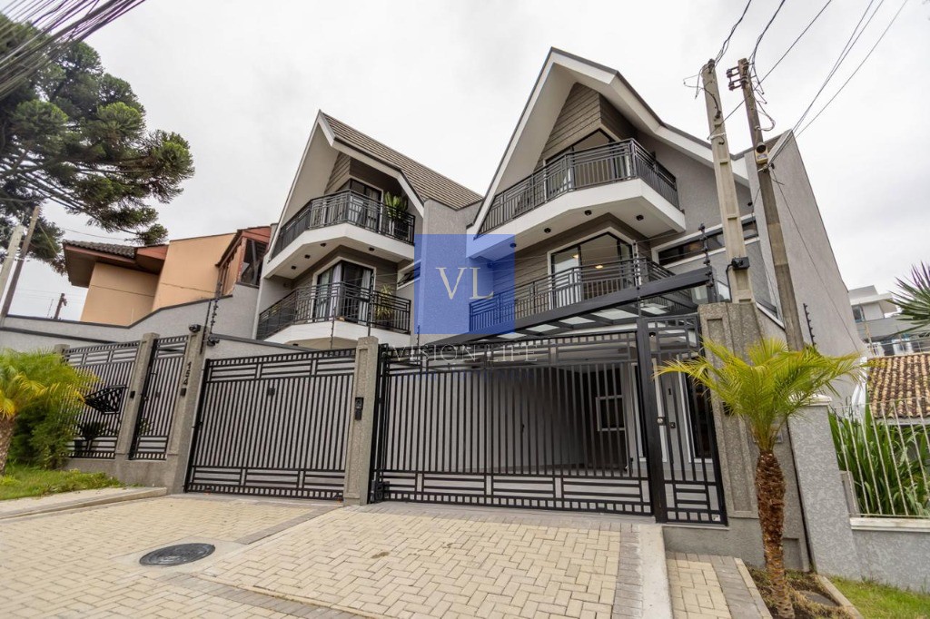 Casa, 3 quartos, 228 m² - Foto 1