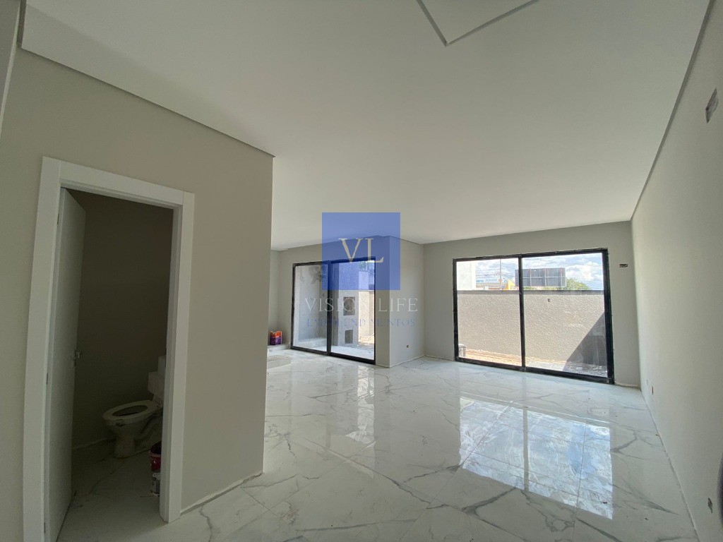 Casa, 3 quartos, 219 m² - Foto 2