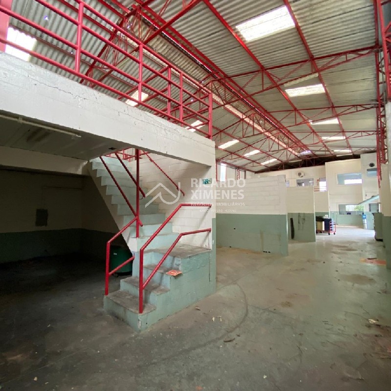 Galpão industrial de alto padrão para locação em santana de 