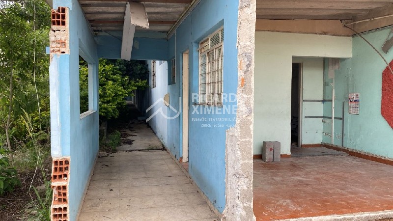 Terreno comercial de 1.870m² para venda ou locação em altos 