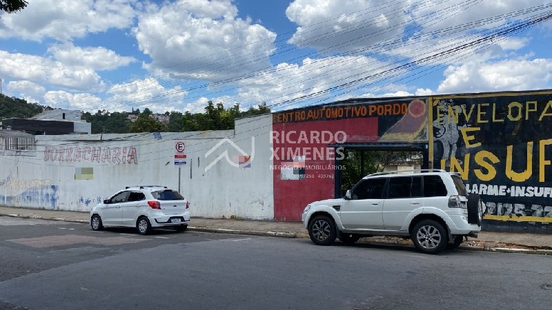 Terreno comercial de 1.870m² para venda ou locação em altos 
