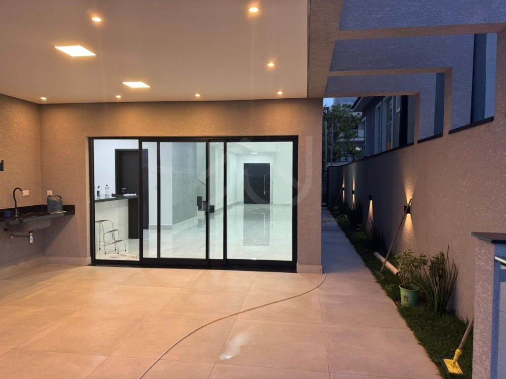 Casa, 3 quartos, 240 m² - Foto 11