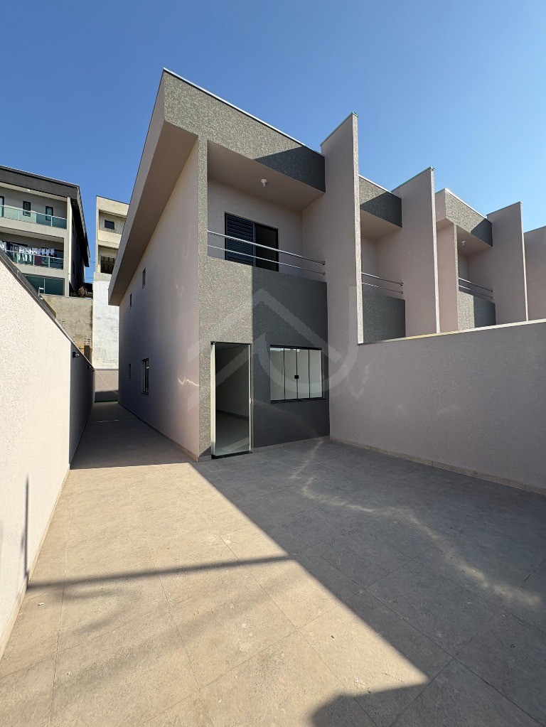 Casa, 2 quartos, 90 m² - Foto 1