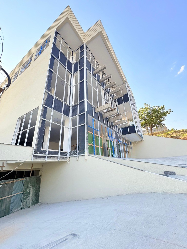 Loja-Salão, 261 m² - Foto 1