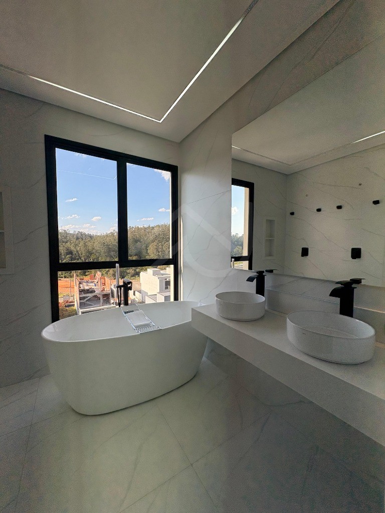 Casa, 4 quartos, 240 m² - Foto 20