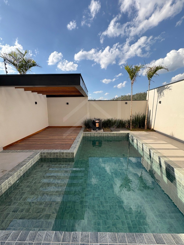 Casa, 4 quartos, 240 m² - Foto 31