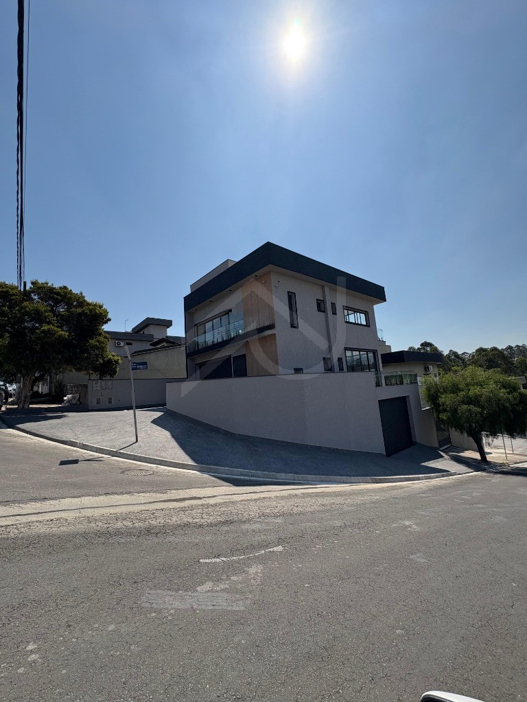 Excelente oportunidade de investimento: ponto comercial à ve - foto 1