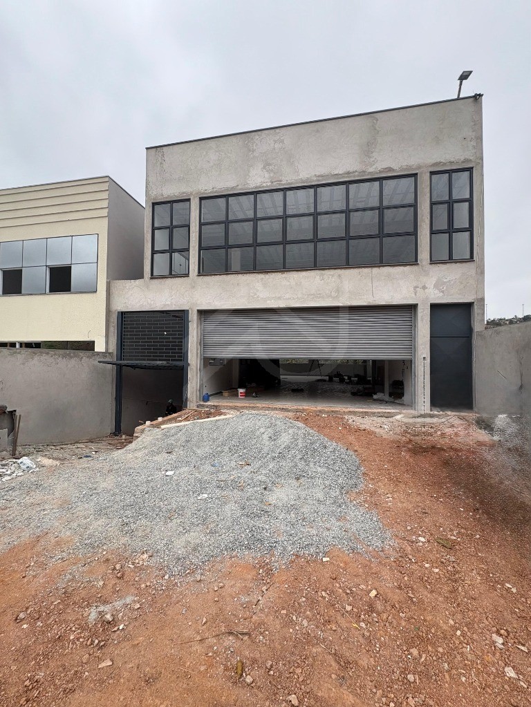 Loja-Salão, 560 m² - Foto 1