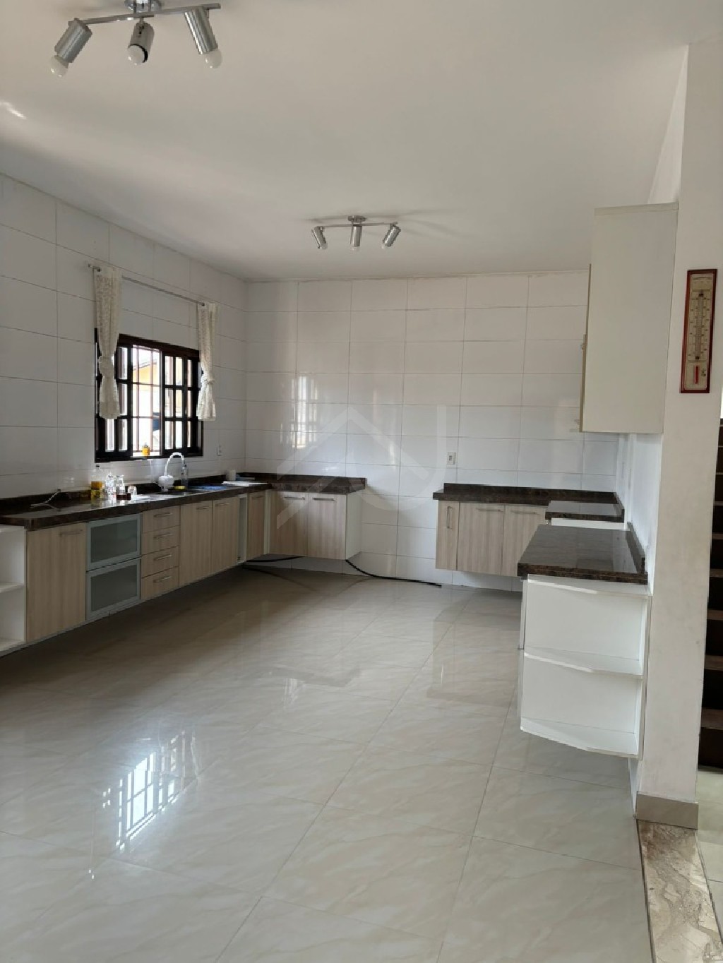 Casa, 3 quartos, 284 m² - Foto 3