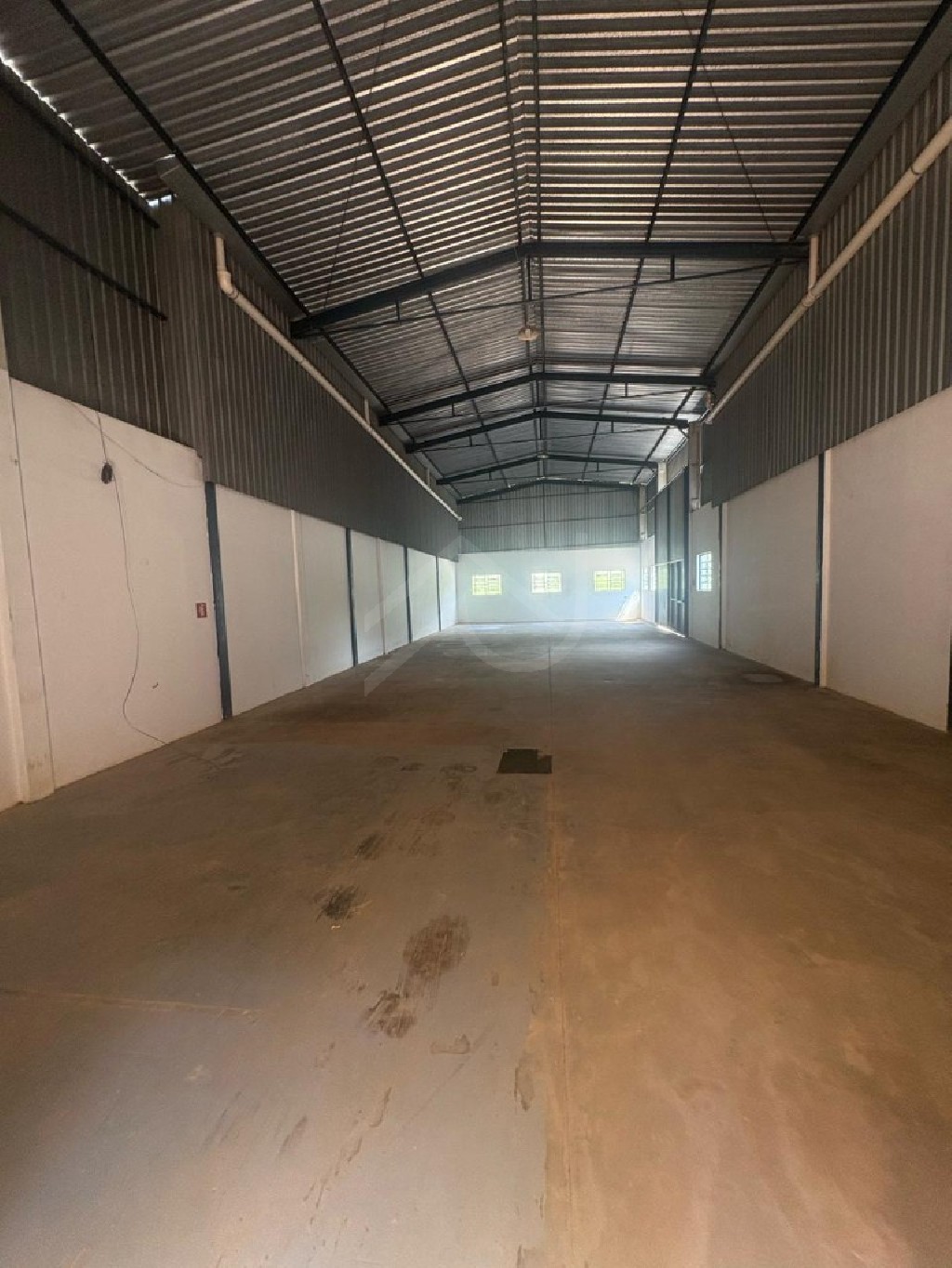 Depósito-Galpão, 350 m² - Foto 2