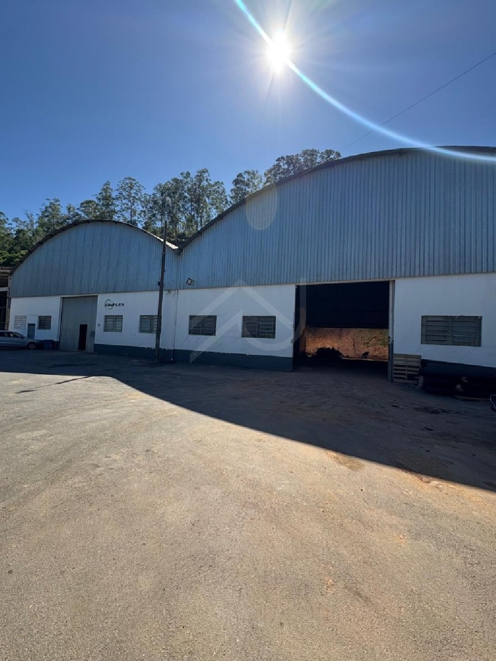 Depósito-Galpão, 1100 m² - Foto 1
