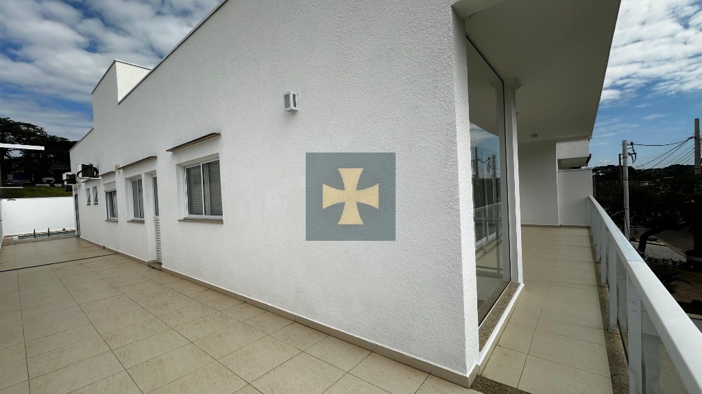 Casa, 5 quartos, 200 m² - Foto 1