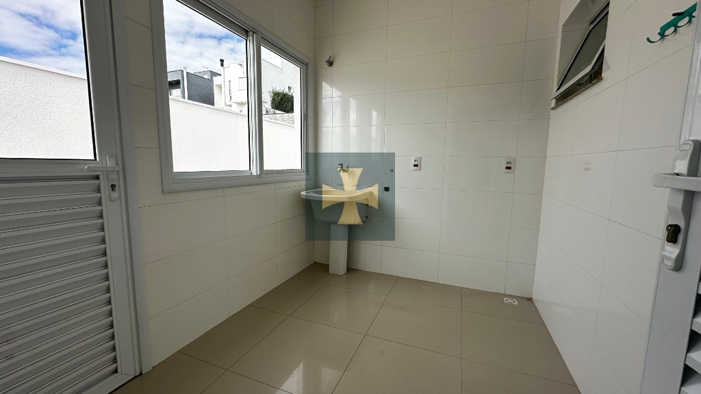 Casa, 5 quartos, 200 m² - Foto 3