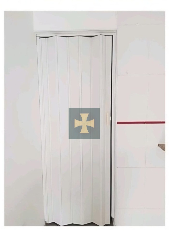 Oportunidade Única: Ponto Comercial à Venda + Casa nos fundos no Centro de Bragança Paulista-SP!