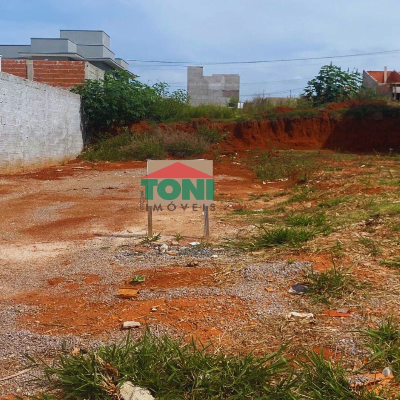 Terreno, 180 m² - Foto 1