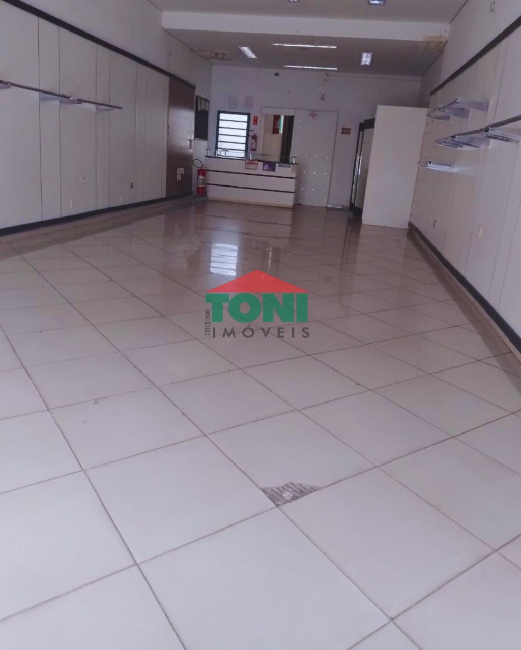 Loja-Salão, 224 m² - Foto 1