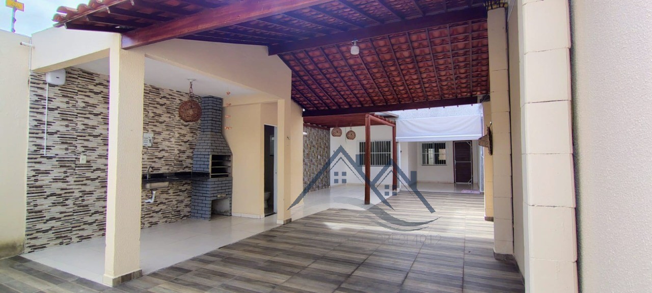 Casa, 3 quartos, 210 m² - Foto 2