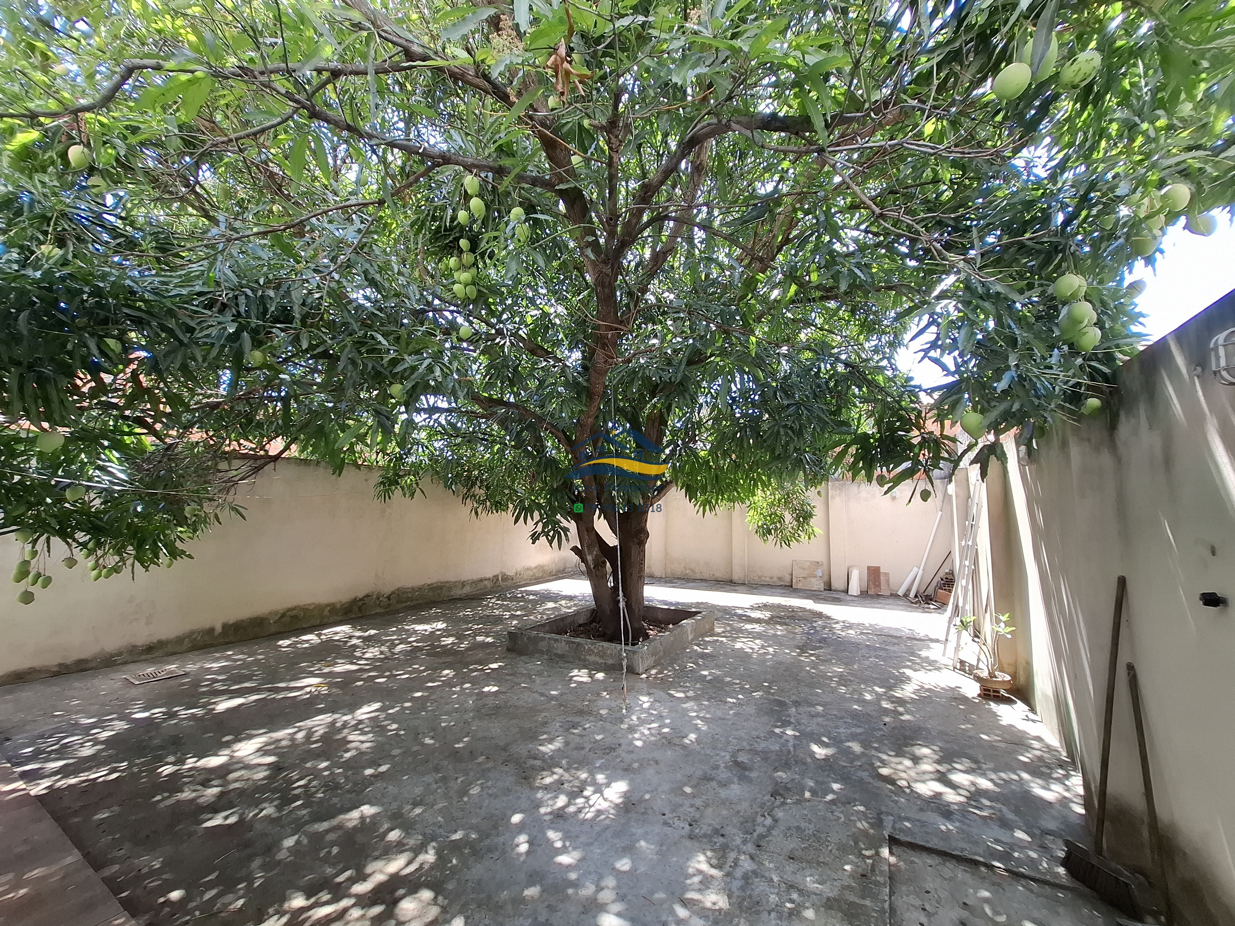 Casa á venda na aruana com 3 quartos
