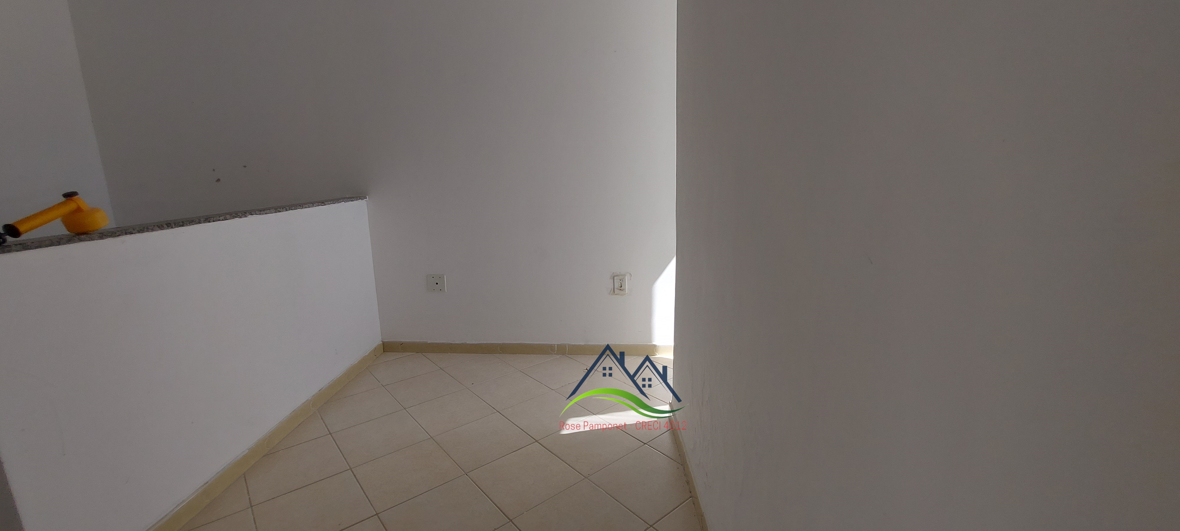 Casa em condomínio na aruana