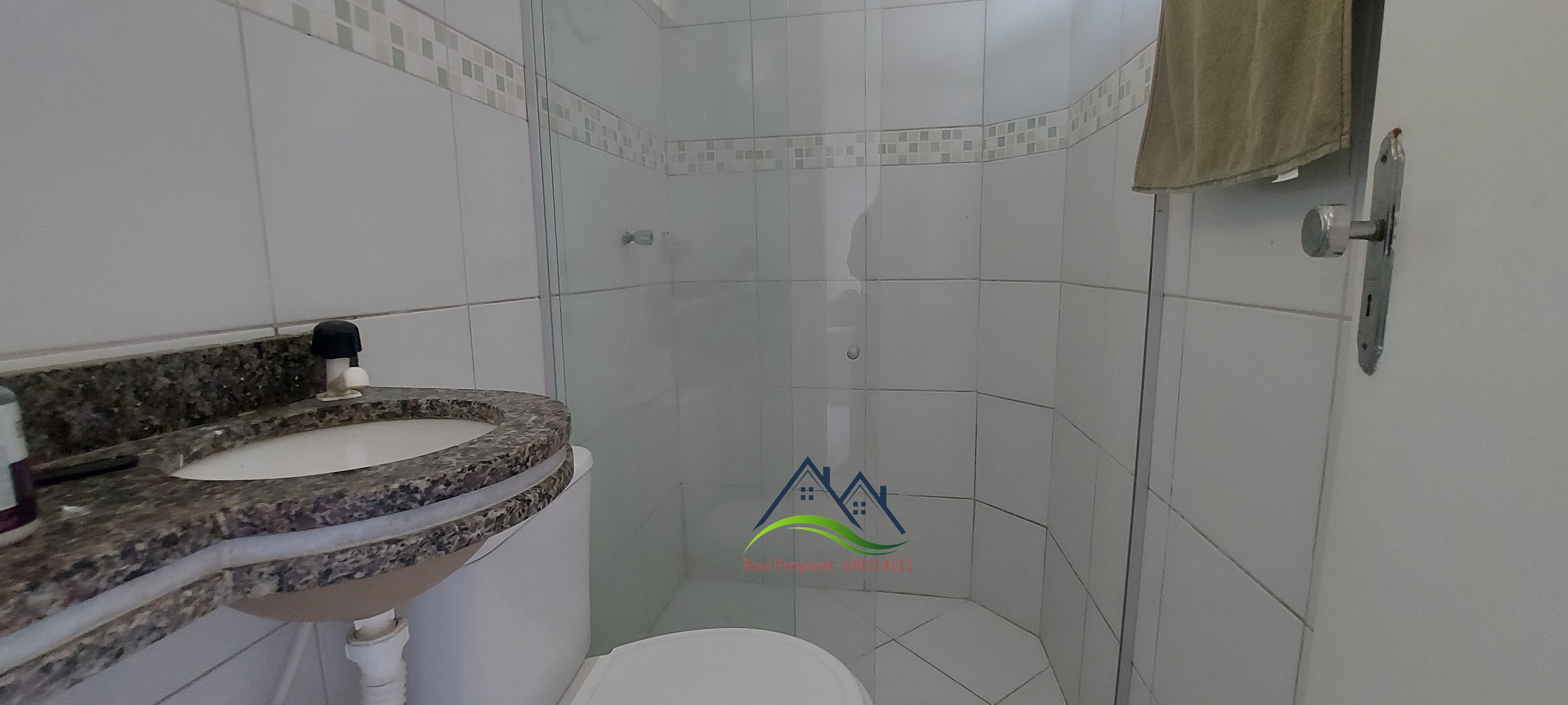Casa em condomínio na aruana