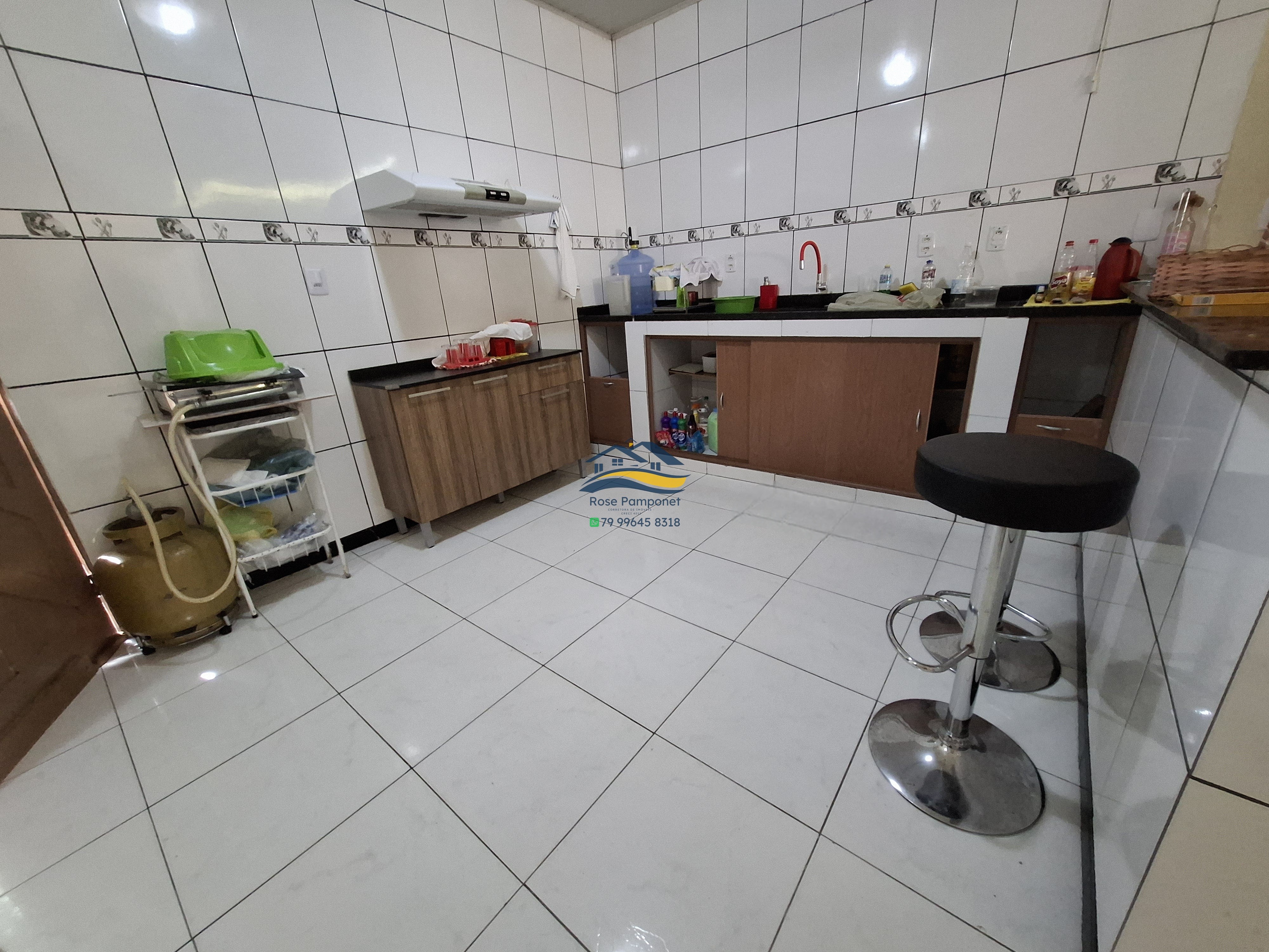Casa á venda na aruana com 3 quartos
