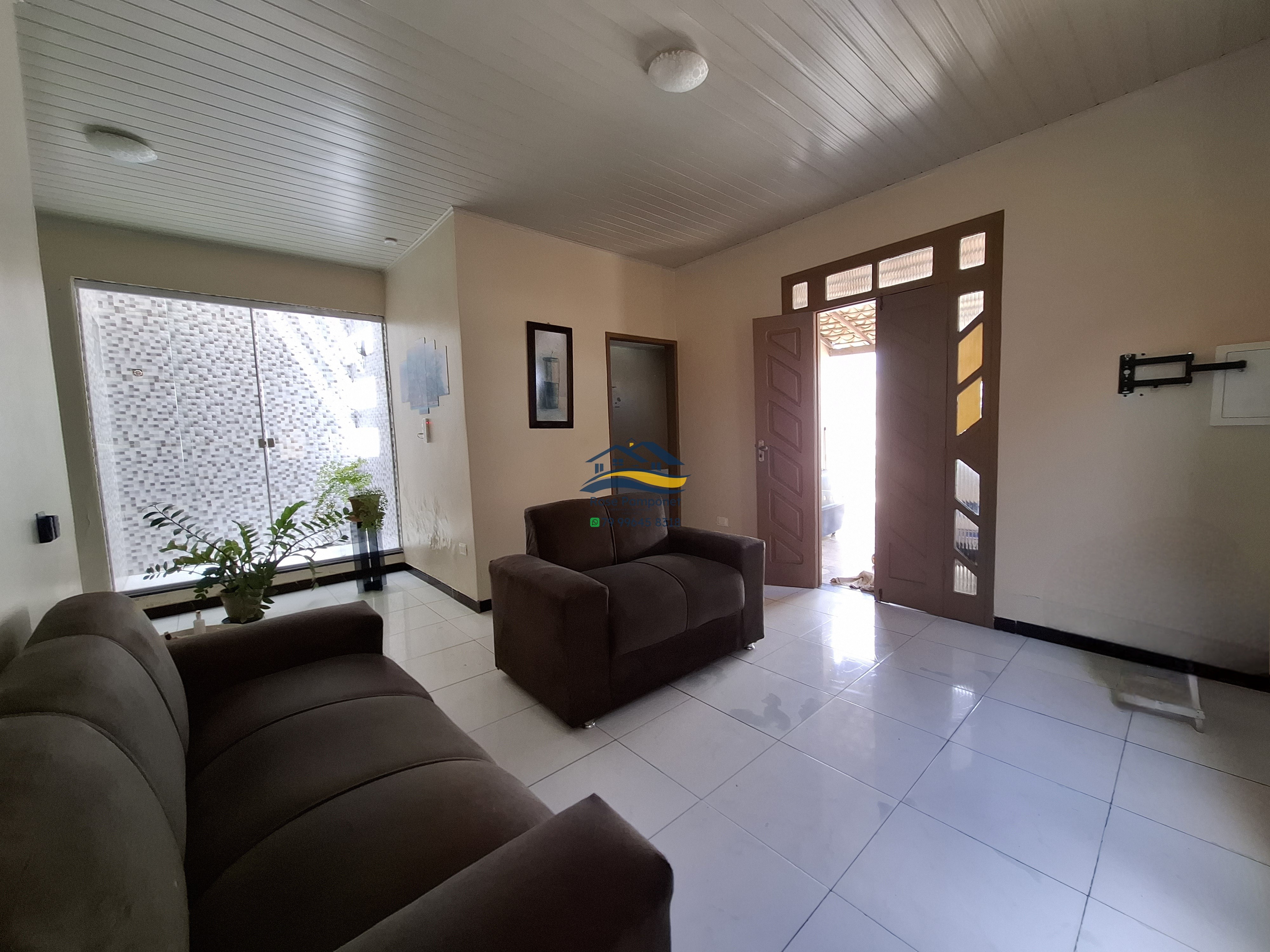 Casa á venda na aruana com 3 quartos
